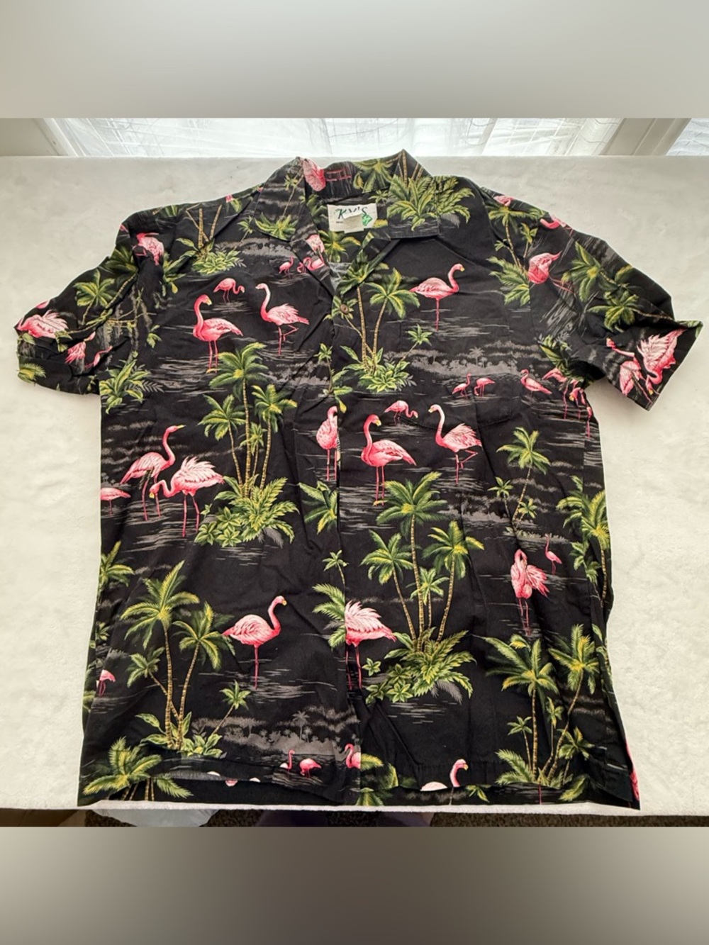 Ky’a Hawaiian Surf Men's Black Flamingo Print Hawaiian Button-Down Shirt Large